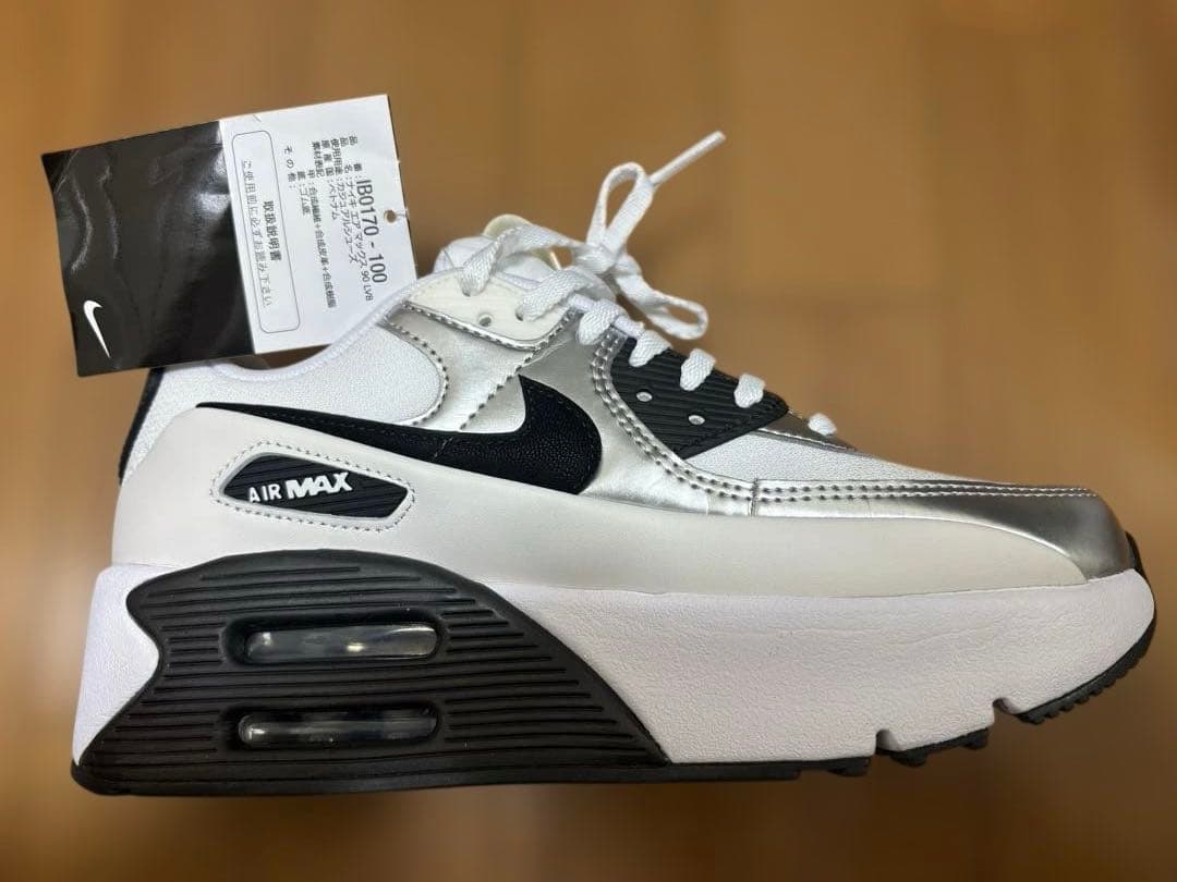 NIKE エアマックス90 lv8 IB0170-100