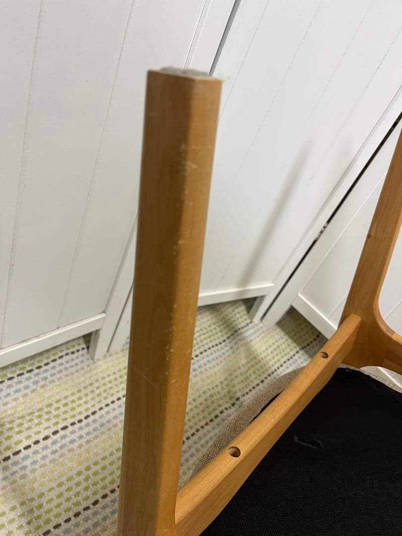 送料込み！モモナチュラル　ダイニングチェア　アームチェア　　北欧風　② MOMO