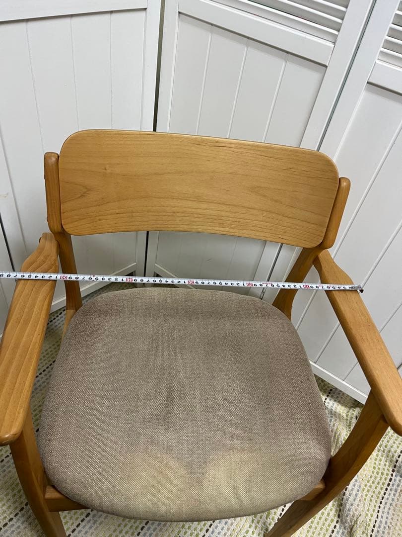 送料込み！モモナチュラル　ダイニングチェア　アームチェア　　北欧風　② MOMO