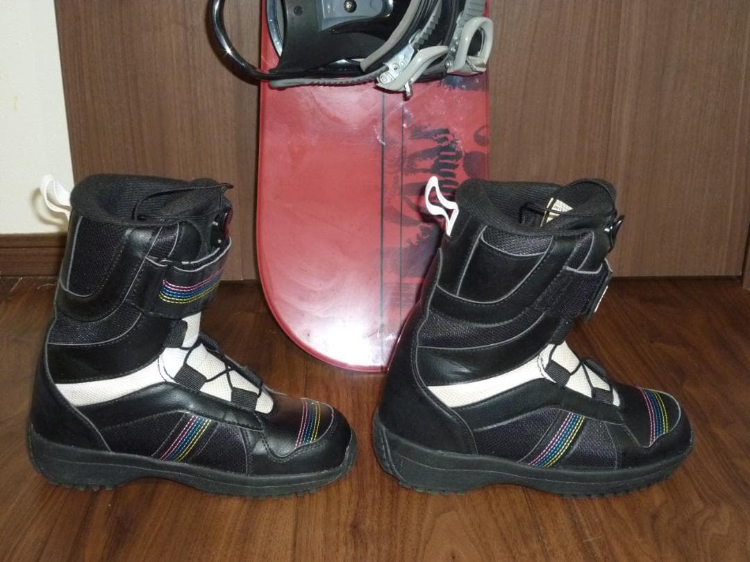 美品 IGNIO 子供用 スノーボード 3点セット 板108cm ブーツ23cm