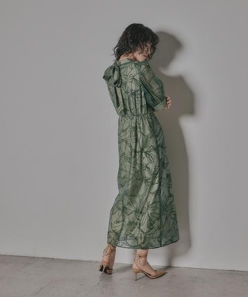 美品 niana ニアナ 花柄フロッキーオーガンジー ドレス M 結婚式お呼ばれ