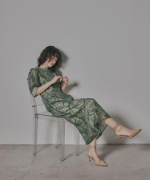 美品 niana ニアナ 花柄フロッキーオーガンジー ドレス M 結婚式お呼ばれ