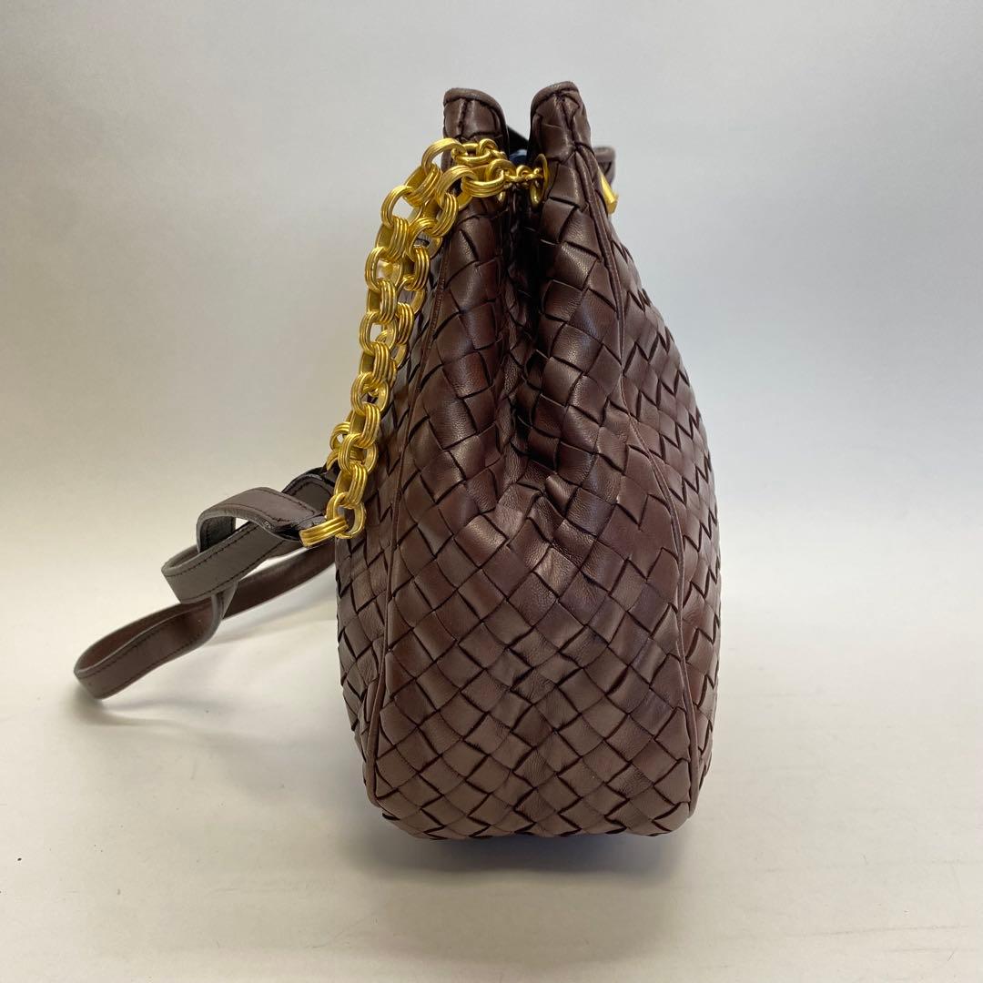 ボッテガヴェネタ ブラウン チェーンショルダーバッグ イントレチャート