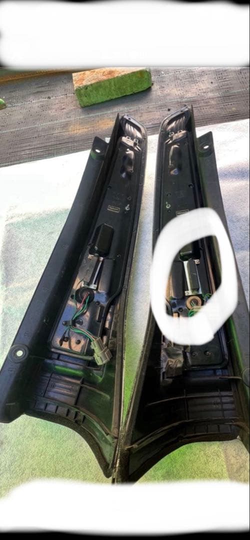 ヴァレンティテール　c26 セレナ　流れるウィンカー