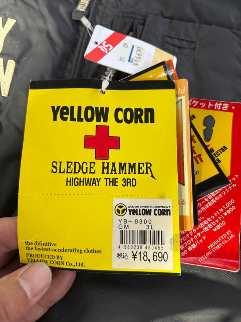 【新品未使用】YELLOW CORN モータージャケット 防風 パッド付き