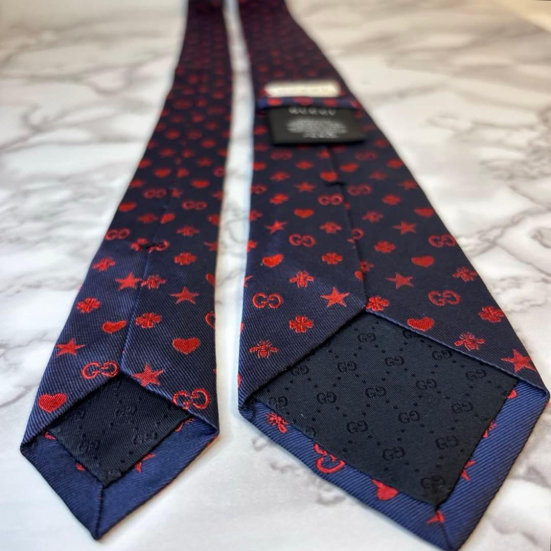 【極美品✨】GUCCI ネクタイ　ネイビー　レッド　ビー　蜂　GG 赤　紺　刺繍