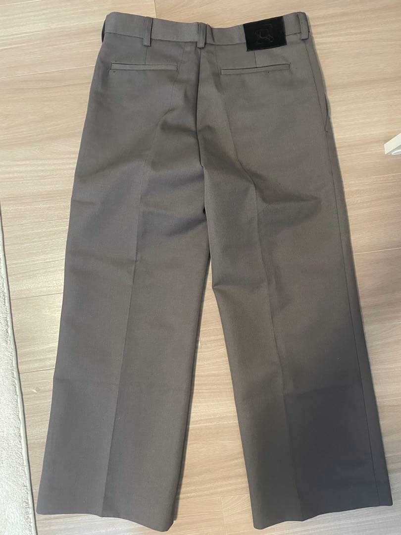 パンツ STRONG BASIC TROUSERS (GREIGE) 44 ours