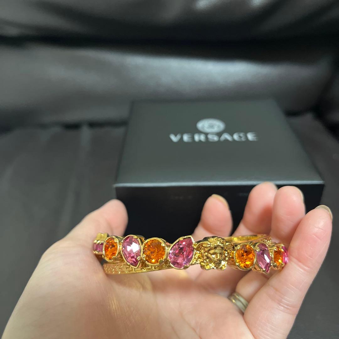 新品未使用　ヴェルサーチェ　VERSACE バングル