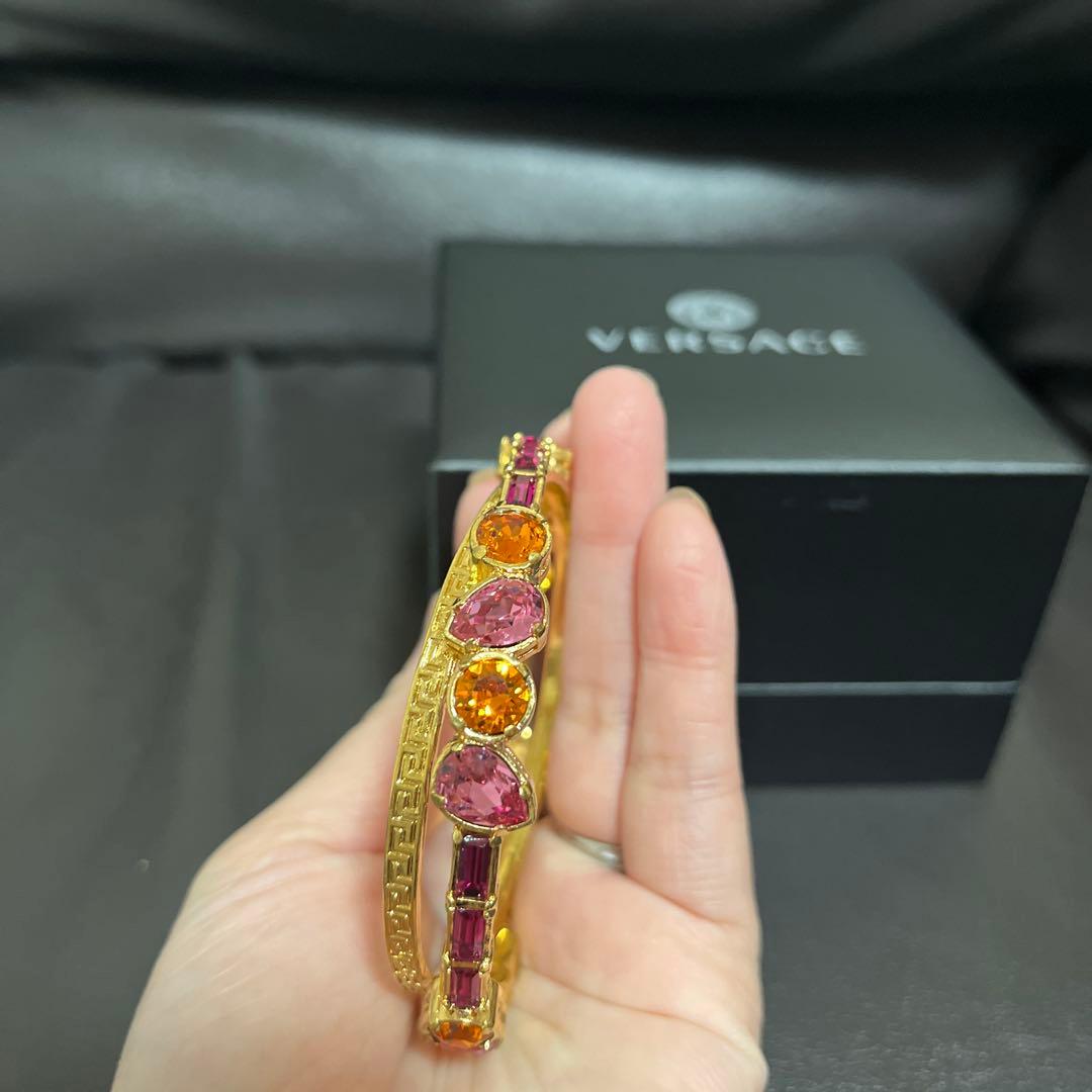 新品未使用　ヴェルサーチェ　VERSACE バングル