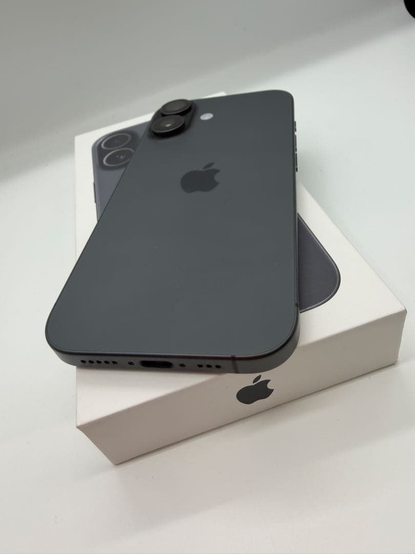 【極美品】iPhone17 256GB バッテリー100% 付属品完備！