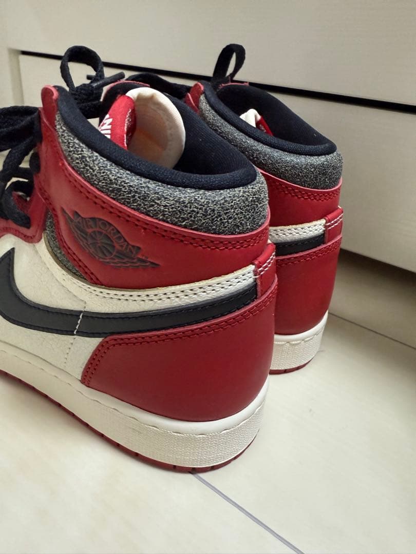 ナイキエアジョーダン 1 レトロ HIGH OG “Chicago” 24cm