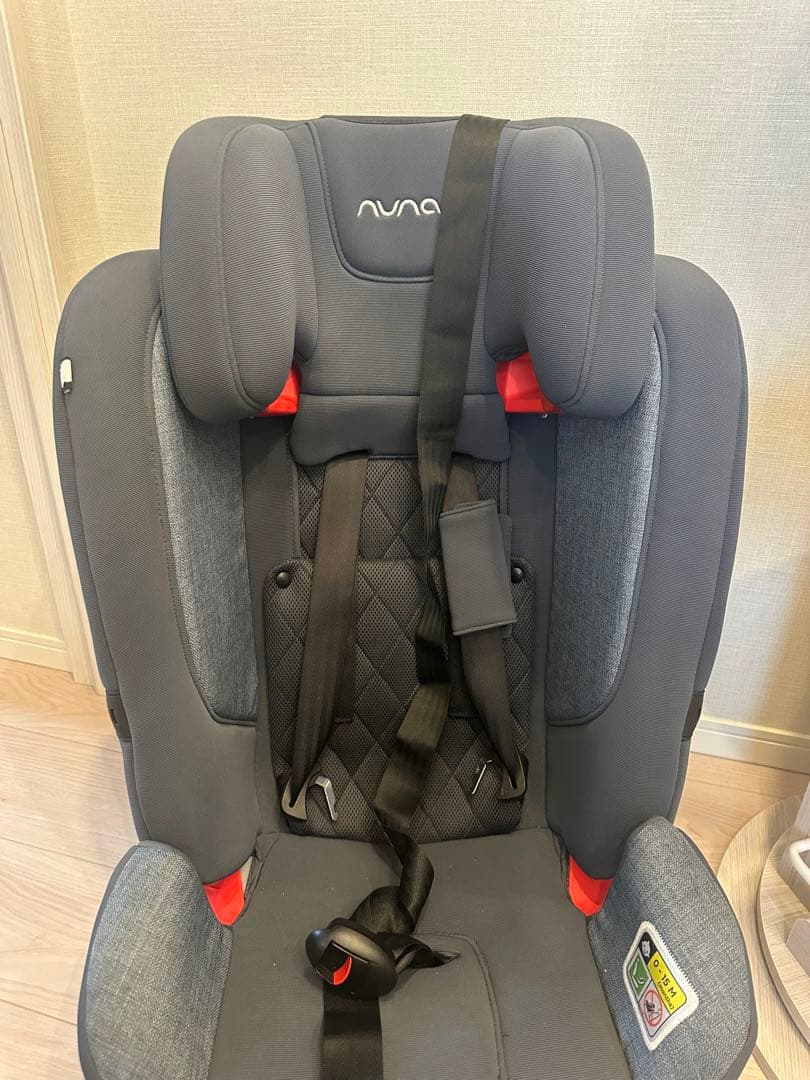 【ほぼ新品】nunaジュニアシートMYTI 【isofix】ECE R129適合