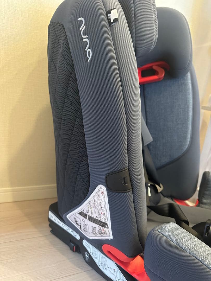 【ほぼ新品】nunaジュニアシートMYTI 【isofix】ECE R129適合