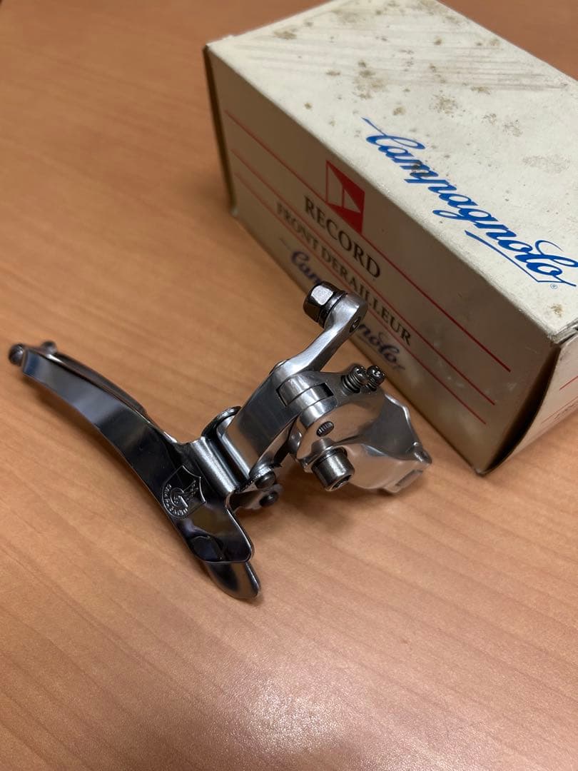 ★ 元箱入！新品！カンパ Cレコードフロント変速機