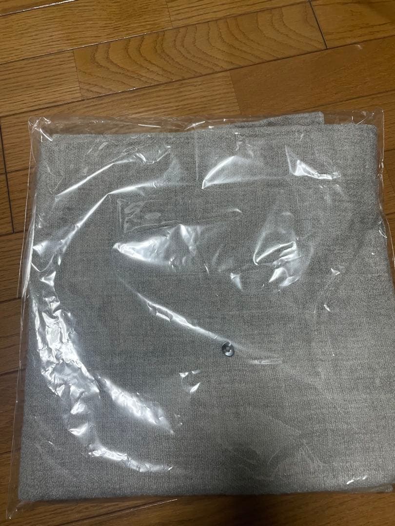 argue SQUARE WOOL GAUZE STOLE グレージュ