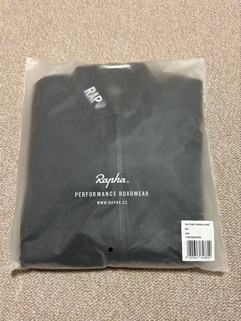 そあ　Rapha PRO TEAM トレーニングジャケット ブラック XS