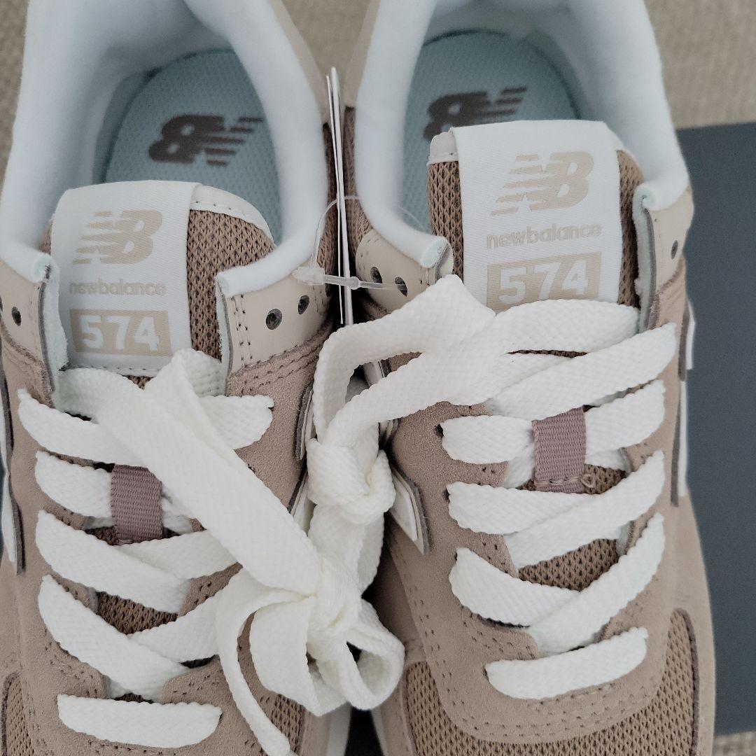 ★New Balance 574 ベージュ スニーカー23.5 新品.未使用