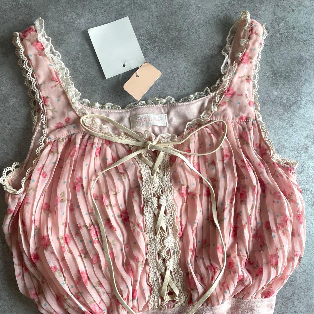 新品✨LIZ LISA 花柄　レース　プリーツ　トップス　チュニック