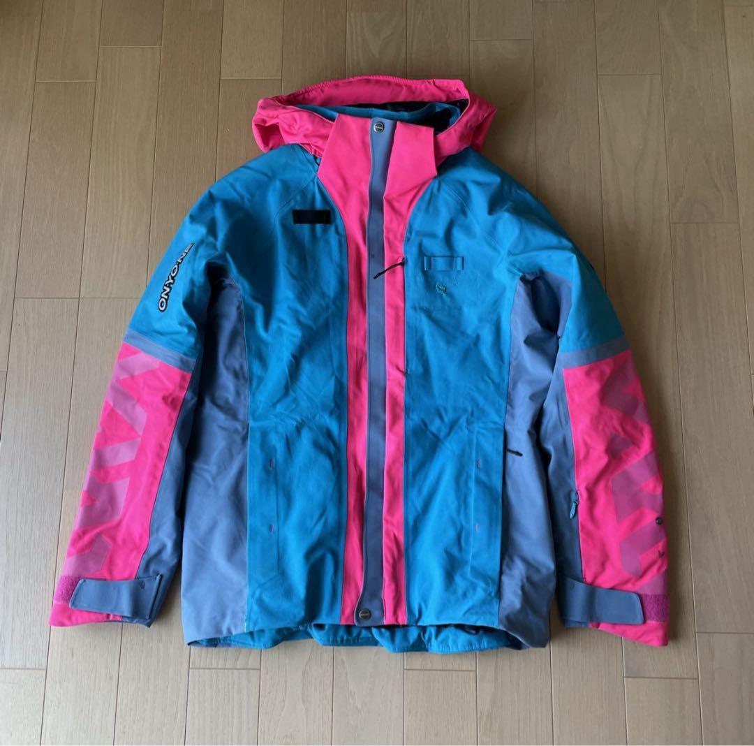 オンヨネ　ONYONE スキーウェア　デモチーム　サイズO 中古