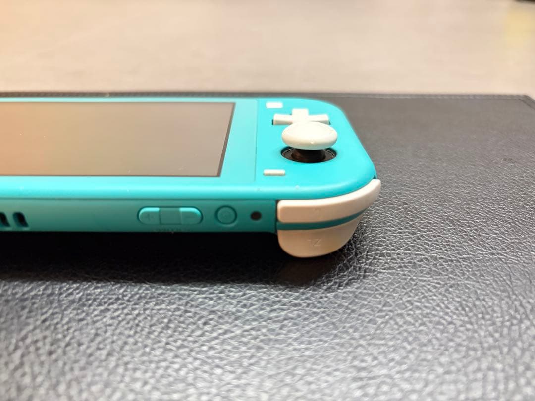 【箱付】Nintendo Switch Lite ターコイズ　（64Gカード付）