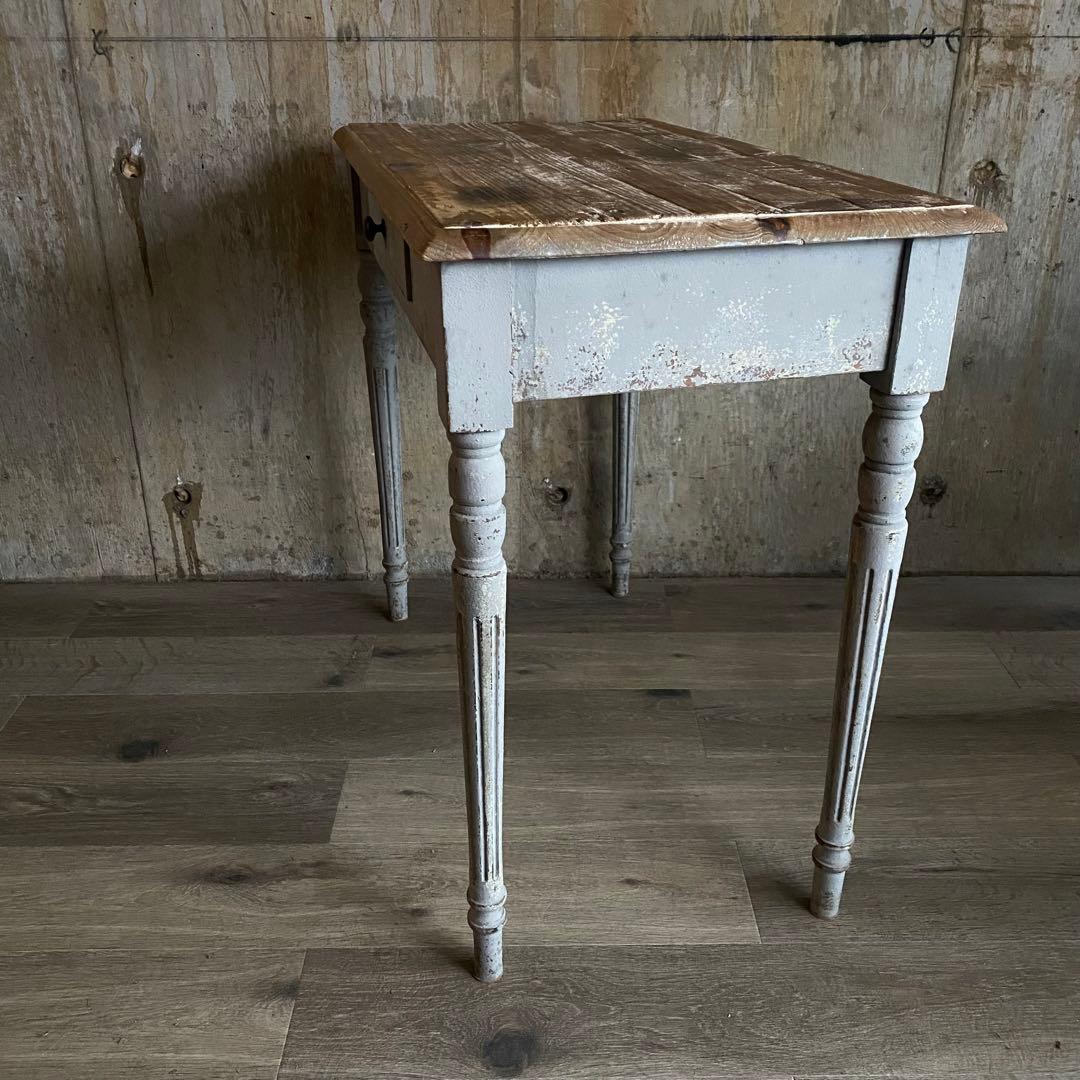 シャビーシック　ヴィンテージ デスク　引き出し付き　レトロ　カントリー