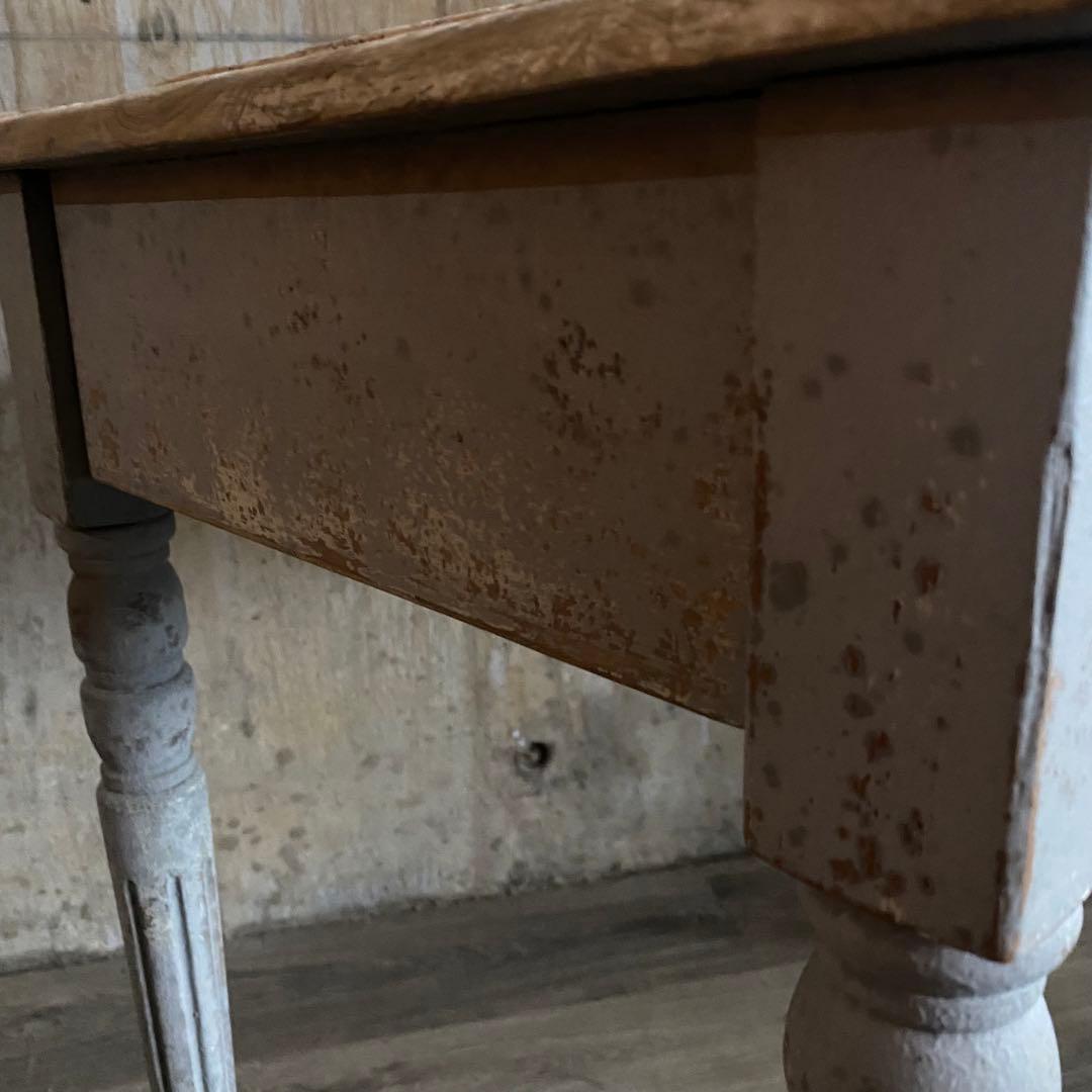 シャビーシック　ヴィンテージ デスク　引き出し付き　レトロ　カントリー