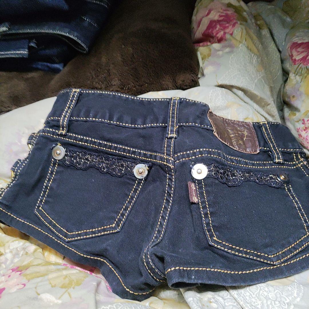 ダークブルー ショートパンツ レース付き