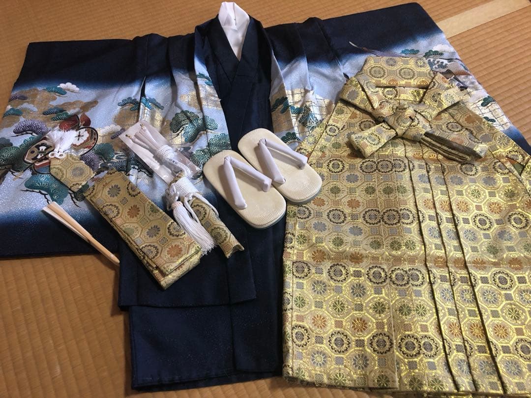 【美品ですが訳あり品】七五三 兜 和装着物袴10セット