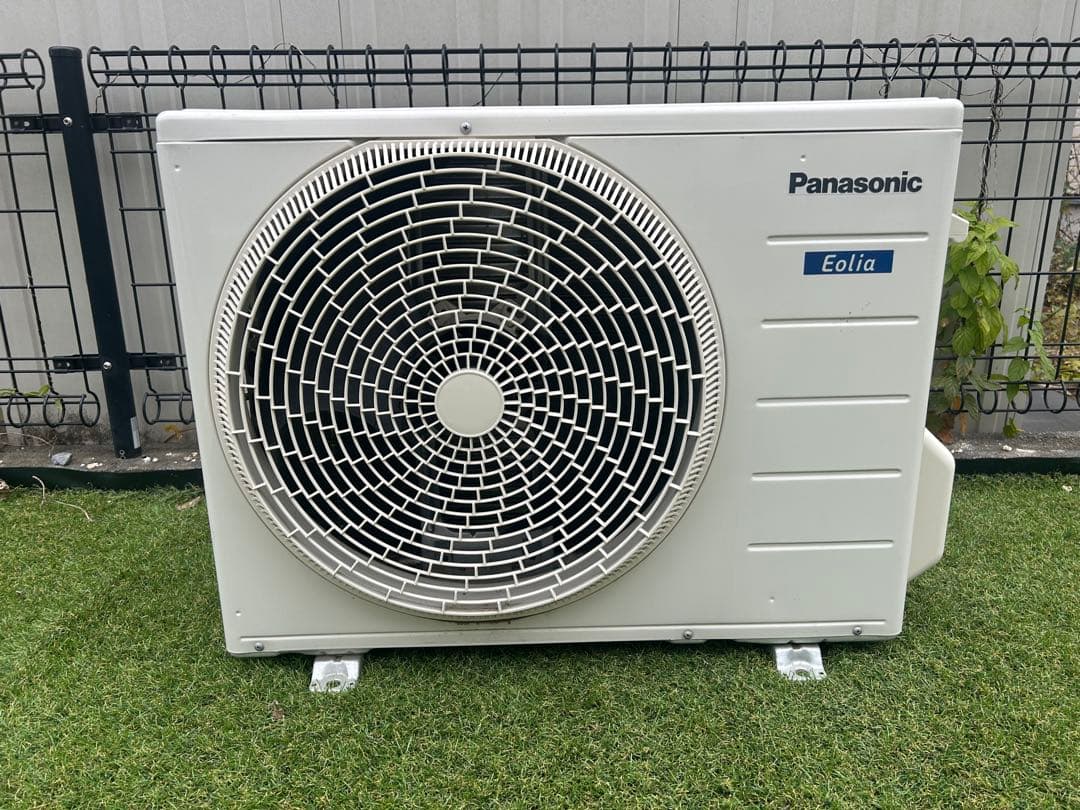 高年式2023年製＆室外機・説明書付き！短期使用の極美品