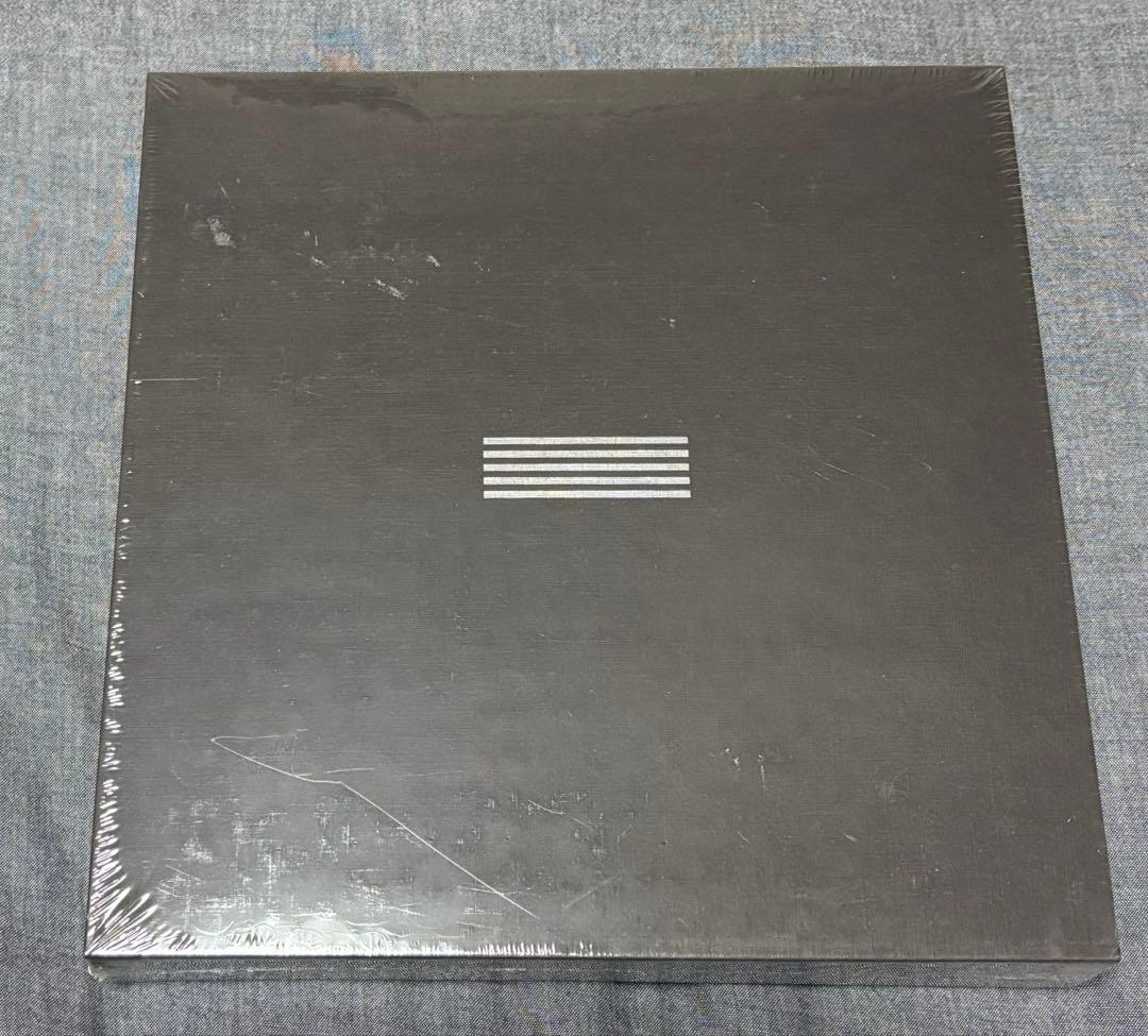 新品未開封　BIGBANG MADE 韓国盤 初回限定　フォトブック トレカ