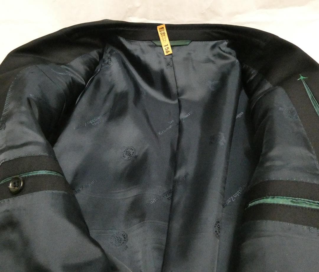 Zegna ゼニア生地使用 スーツ ブラック 100AB7