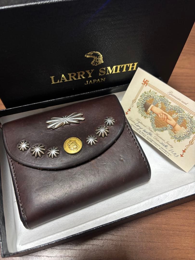 LARRY SMITH ブラウン 二つ折り財布