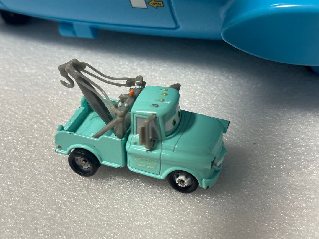 カーズ ダイナコ　ヘリコプター　レア　ビッグサイズ 60センチ おまけ付き