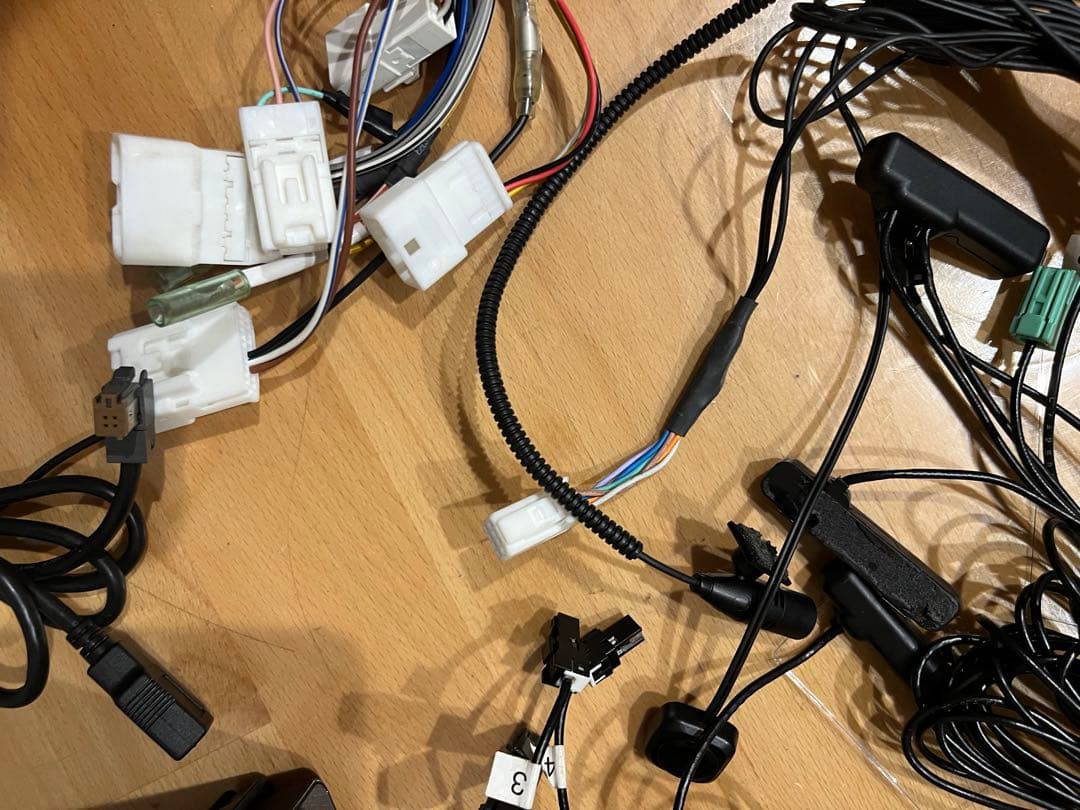 ECLIPSEイクリプス AVN-R8W 地図データ2017 『 X 』