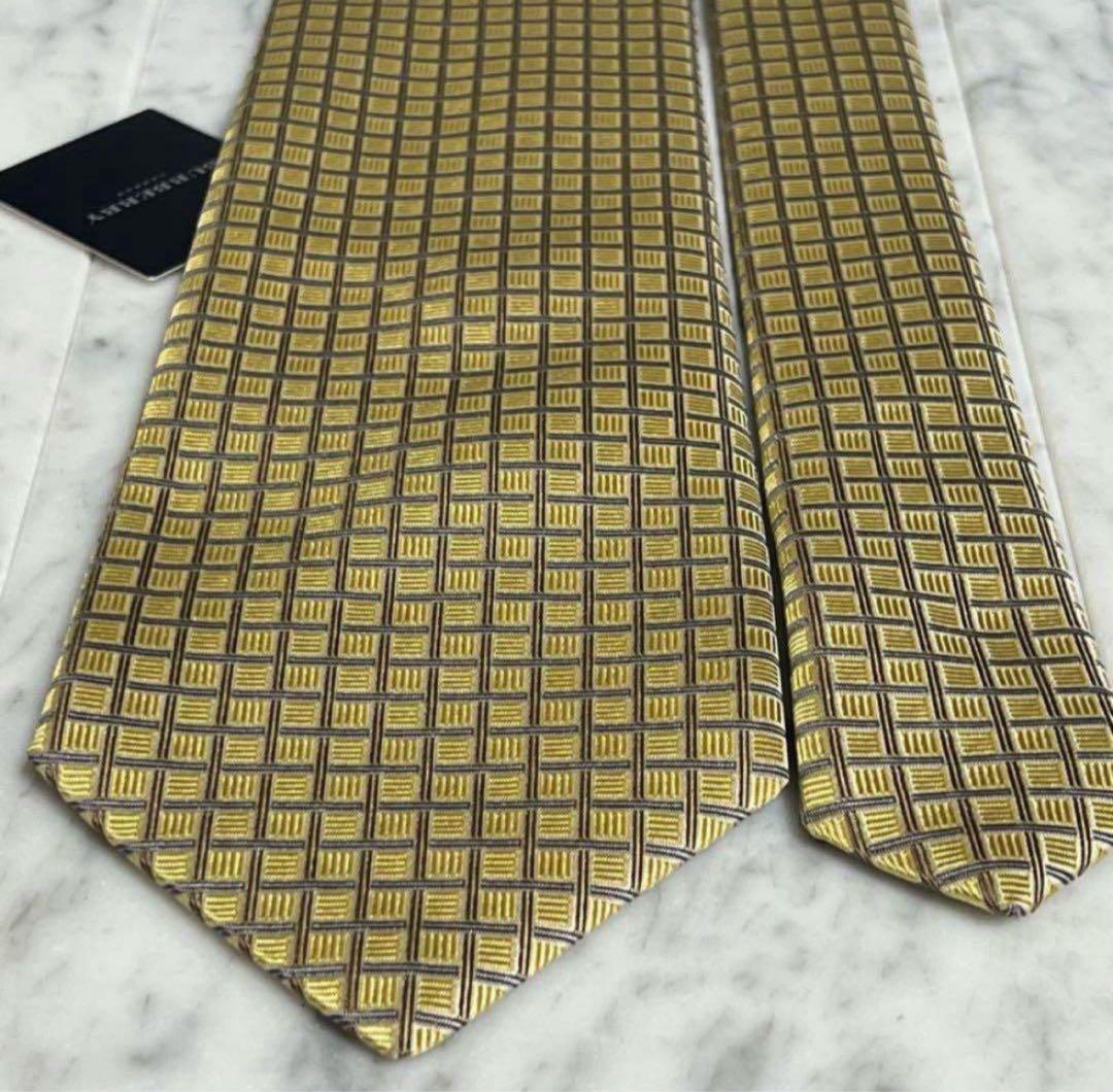 BURBERRY ネクタイ ブロックチェック柄 ゴールド系 パターン柄
