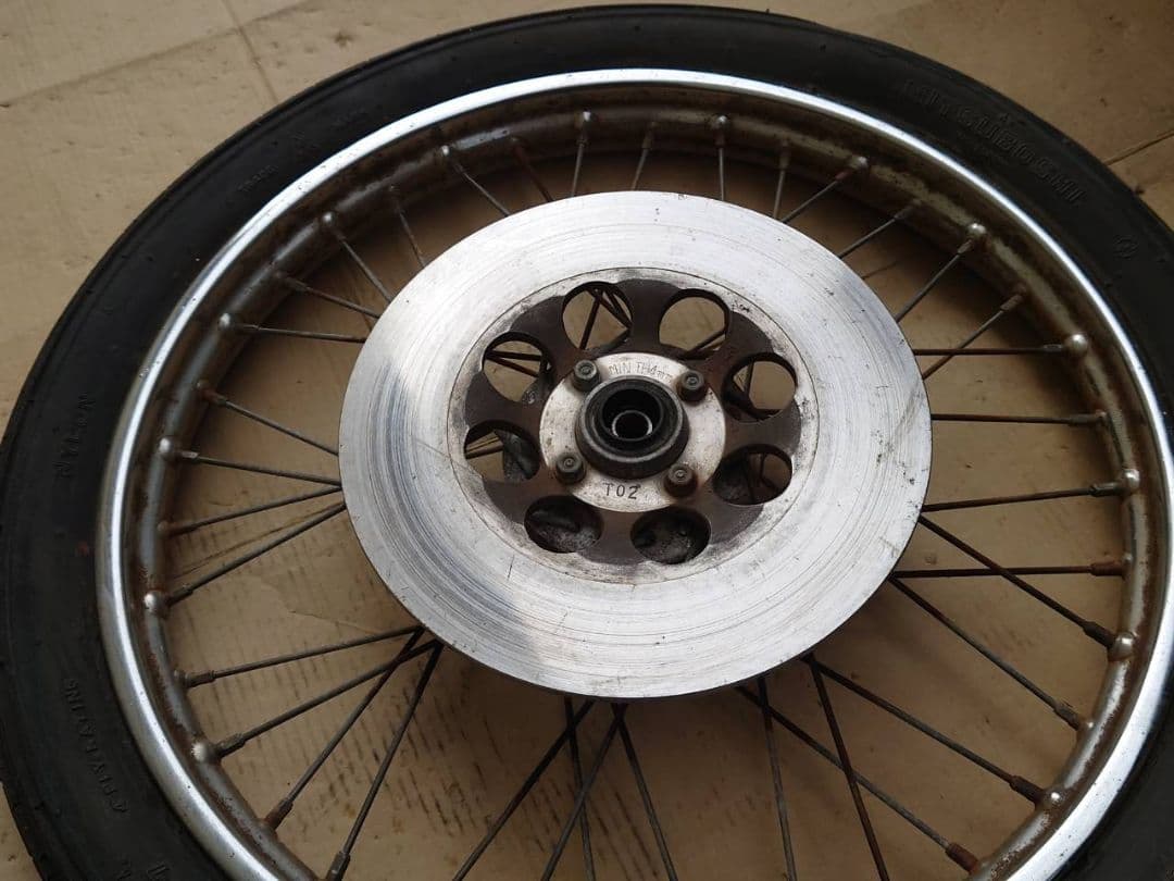 CB50S　フロントホイール