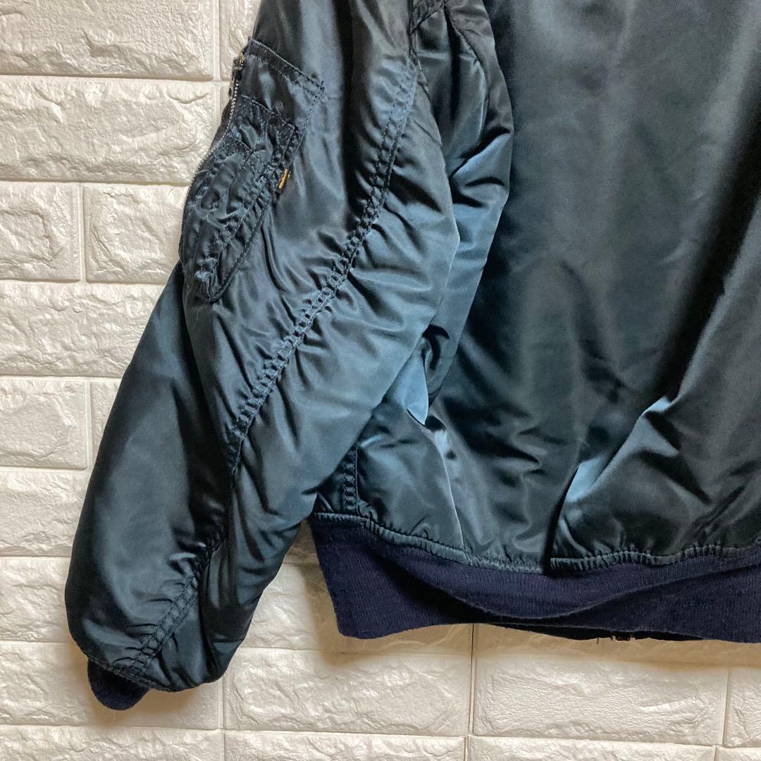 【アルファインダストリーズ】（M）MA1 フライトジャケット 米国製 ジップUP