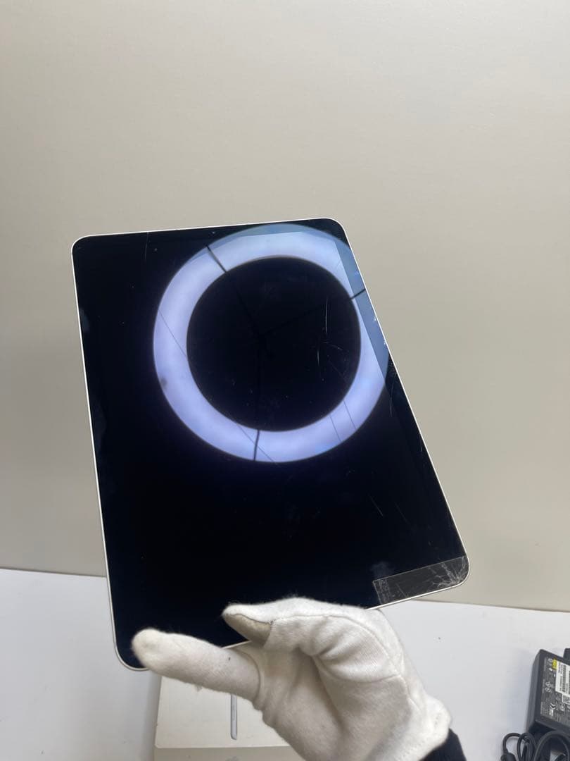 iPad Air 第4世代 64GB Wi-Fi + Cellular 92%