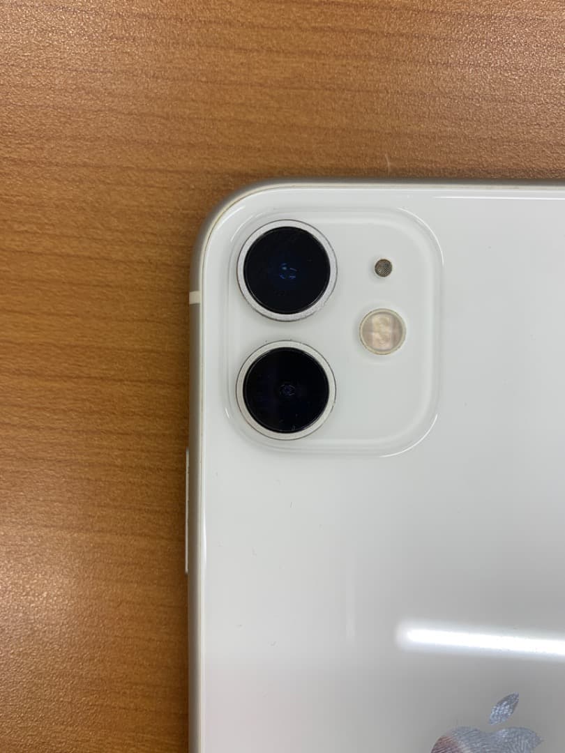 P*o様 動作確認済 iPhone 11 128GB ID F0033