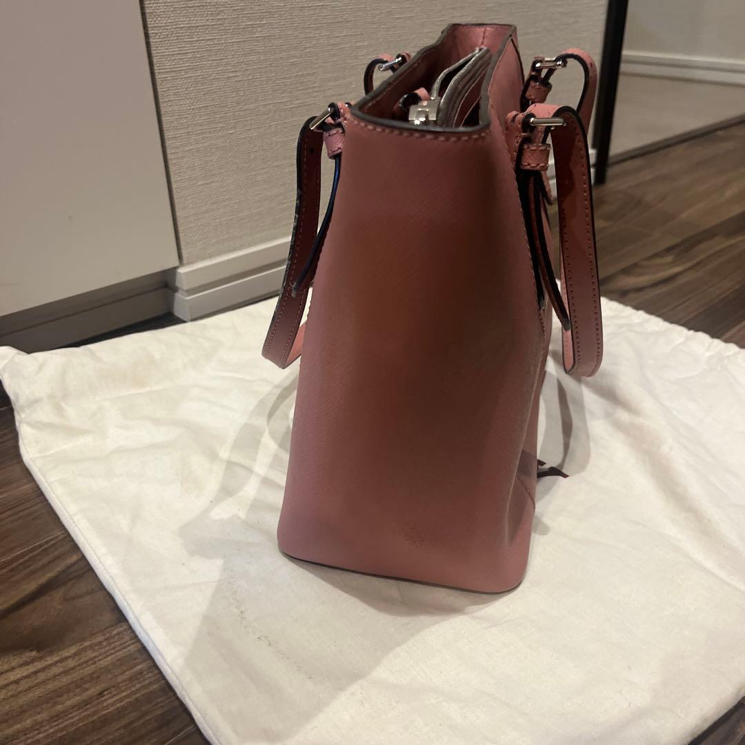 BALLY ピンク レザー ビジネスバッグ