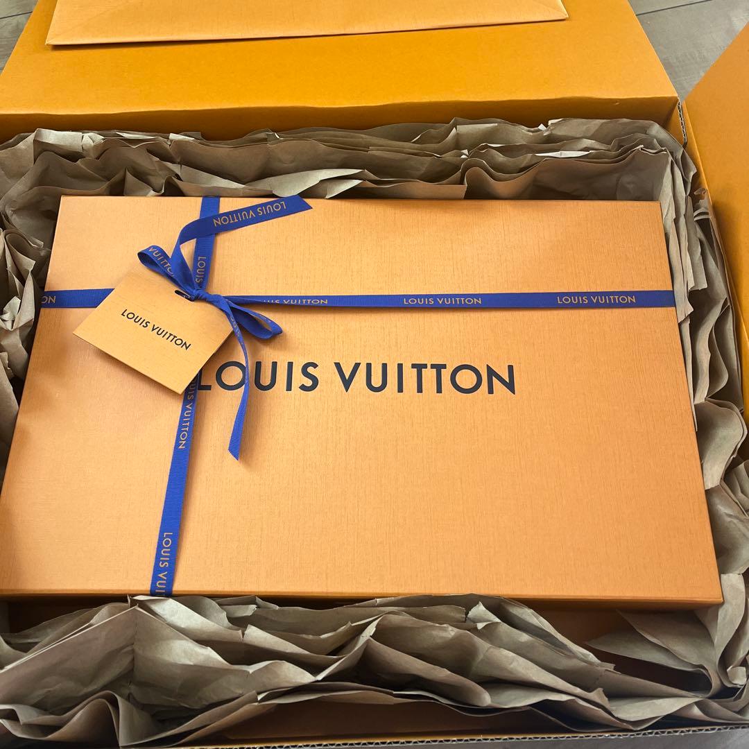 LOUIS VUITTON ロゴマフラー リバーシブル コンフィー　2way