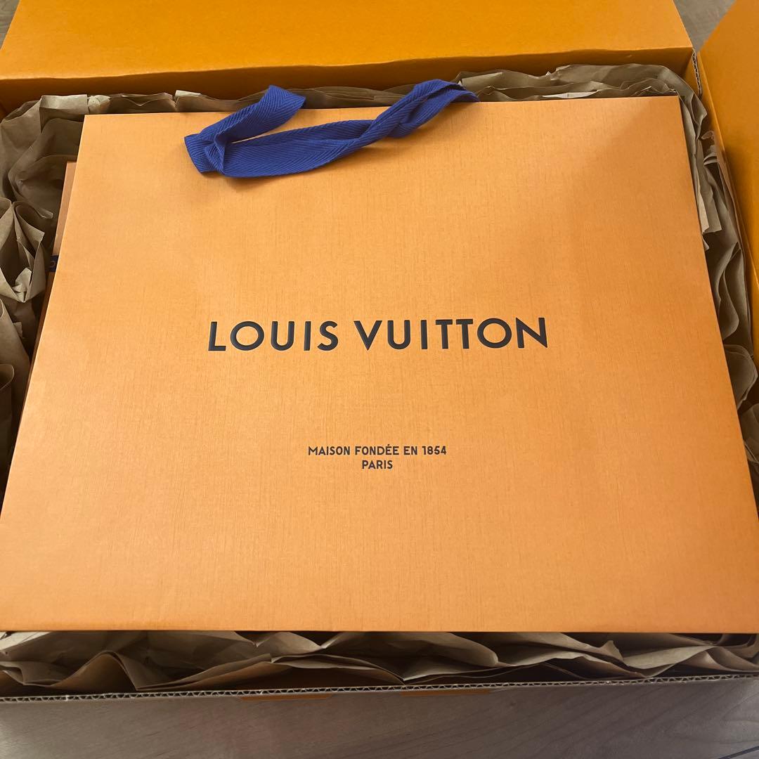 LOUIS VUITTON ロゴマフラー リバーシブル コンフィー　2way