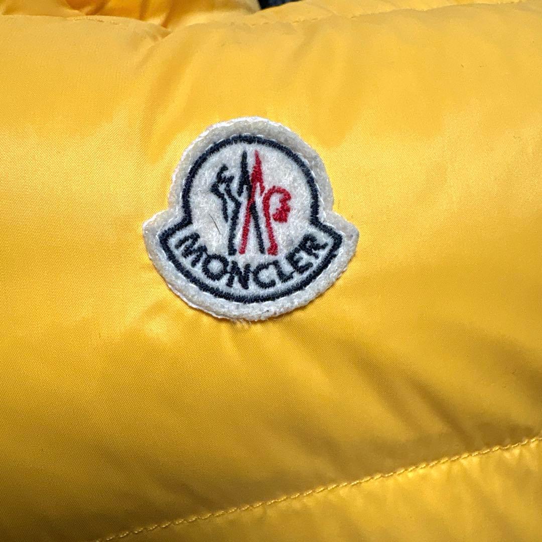 MONCLER モンクレール ダウンベスト イエロー