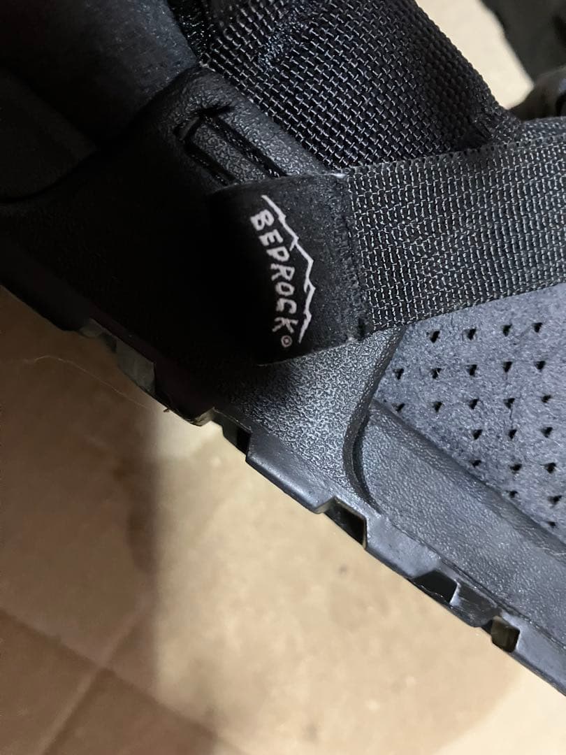 靴 BEDROCK Mountain Clog Synthetic Suede