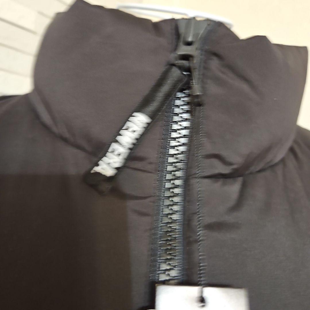 NEW ERA ダウンベスト　サイズ　L 　新品・タグ付き 　カラーブラック