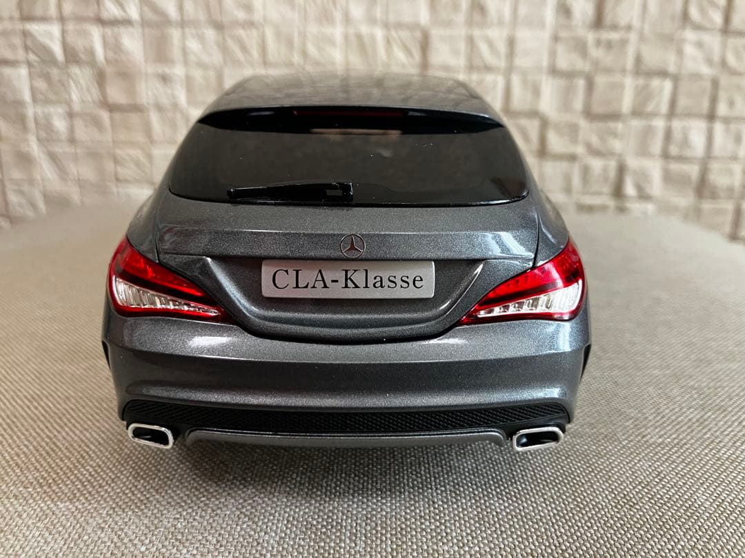 ノレブ 1/18 ベンツ CLA シューティングブレーク ディーラー別注品