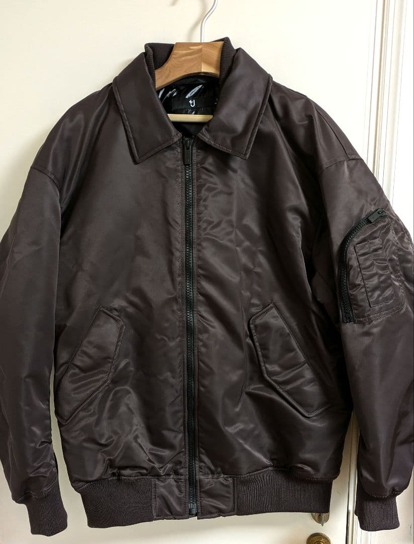 ダウンオーバーサイズリブブルゾン ＋j ユニクロ Lサイズ