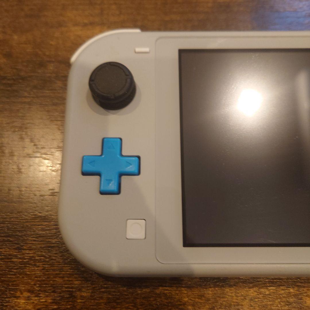 Nintendo　SWITCHライト　ポケモンザシアンザマゼンタVersion