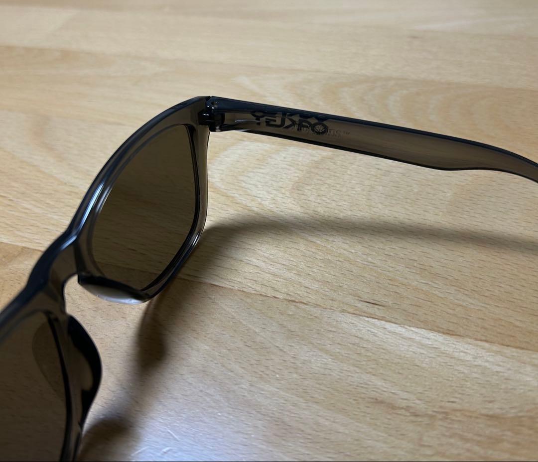 【美品】OAKLEYオークリーサングラス9245FROGSKINSフロッグスキン