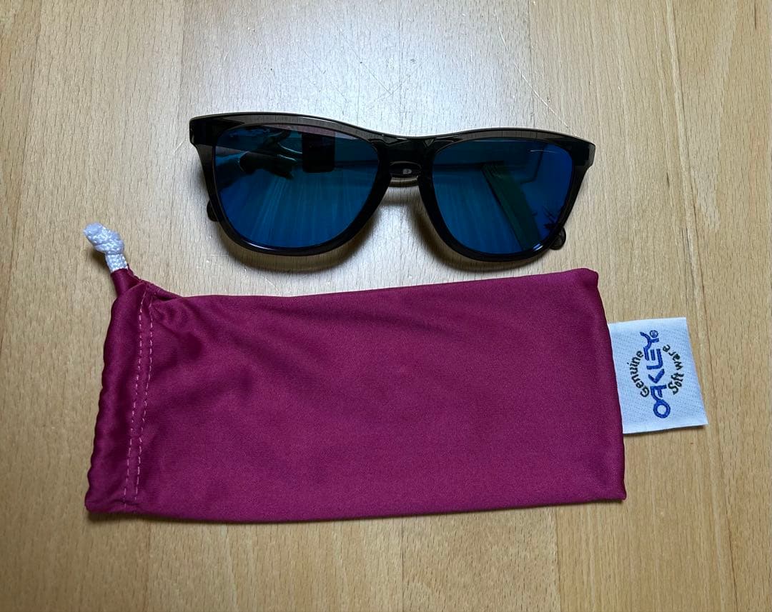 【美品】OAKLEYオークリーサングラス9245FROGSKINSフロッグスキン